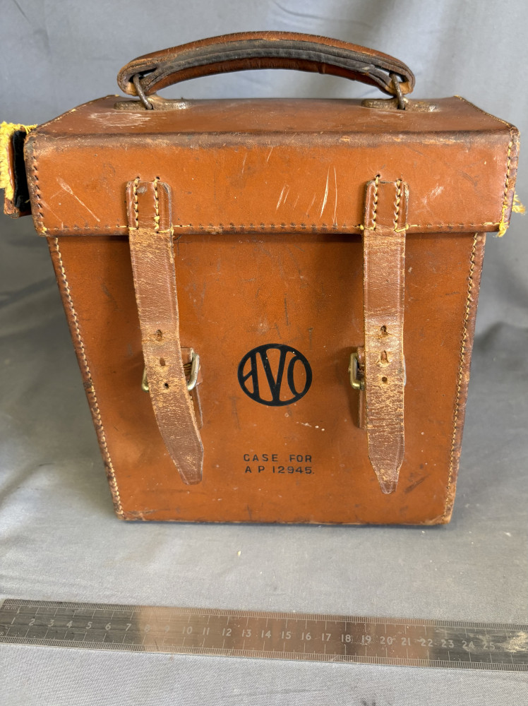 Vintage UNIVERSAL AVOMETER in case, stitching needs repairing on case