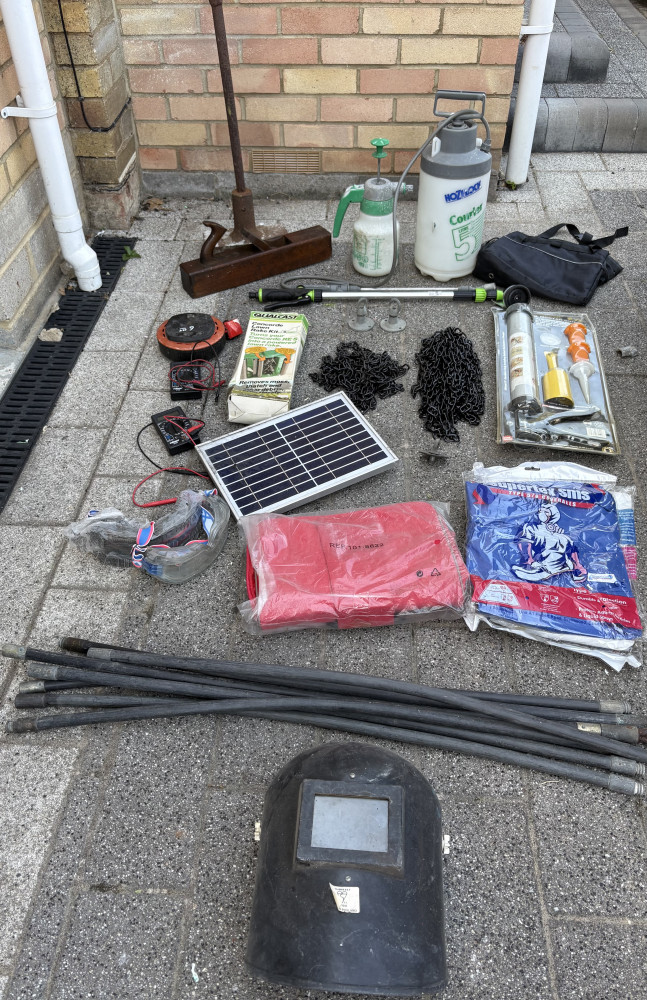 Large garden and tool lot, welding mask, drain rods, sprayers, extension lead and lots of other items