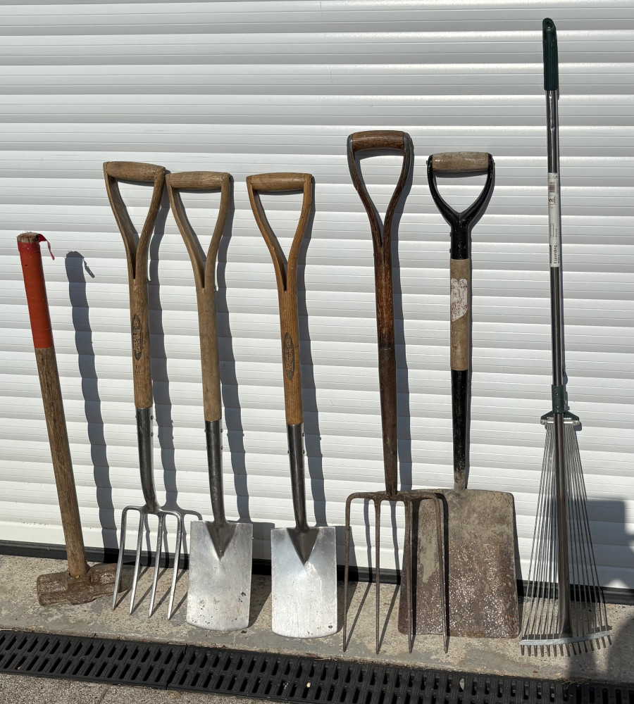 Garden tools, spades, forks etc