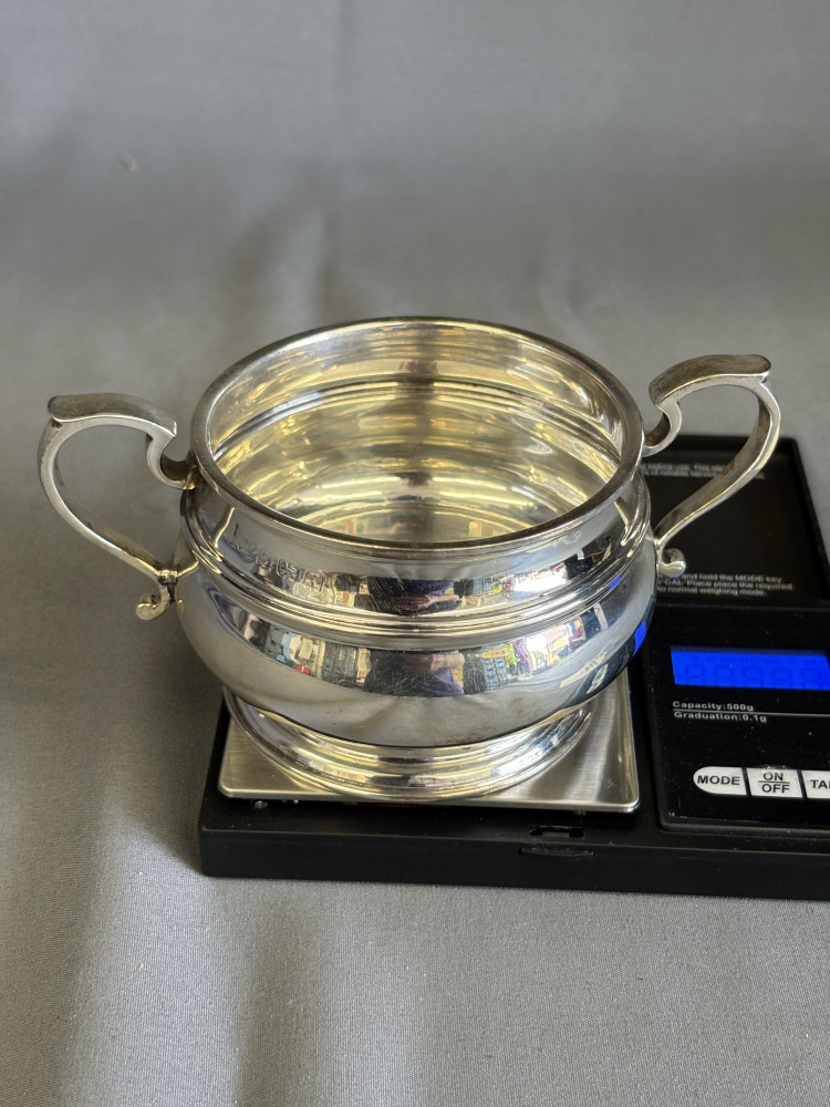 Mappin & Webb a 1923 Silver Hallmarked Bowl 129.7 grams