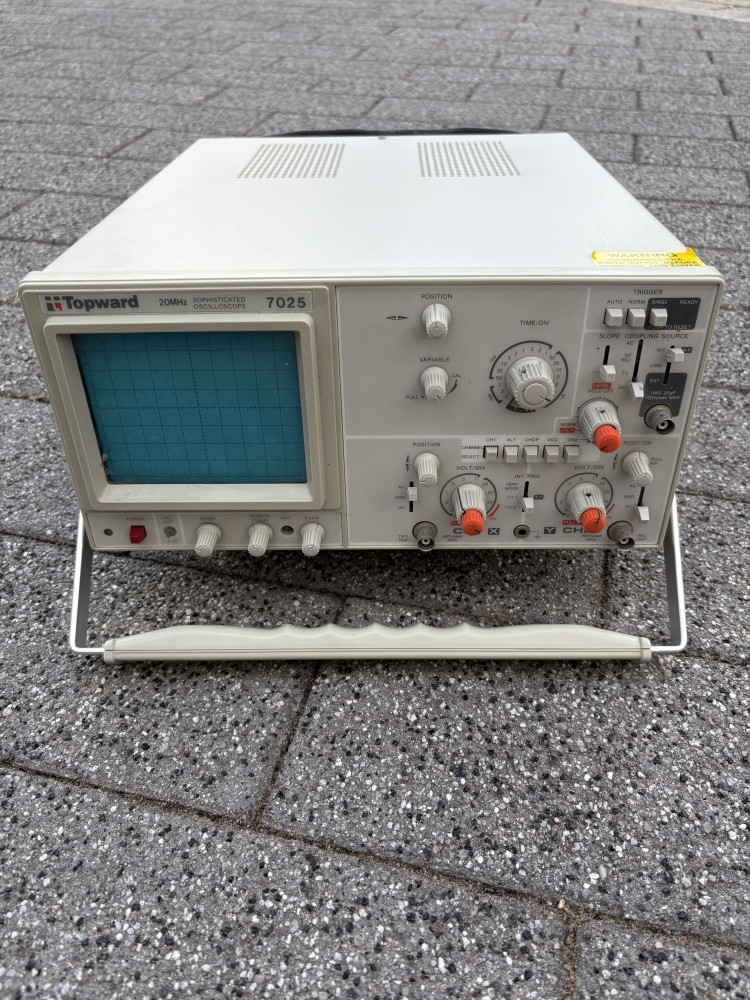 Vintage Topward 7025 20 MHz dual-trace analog oscilloscope