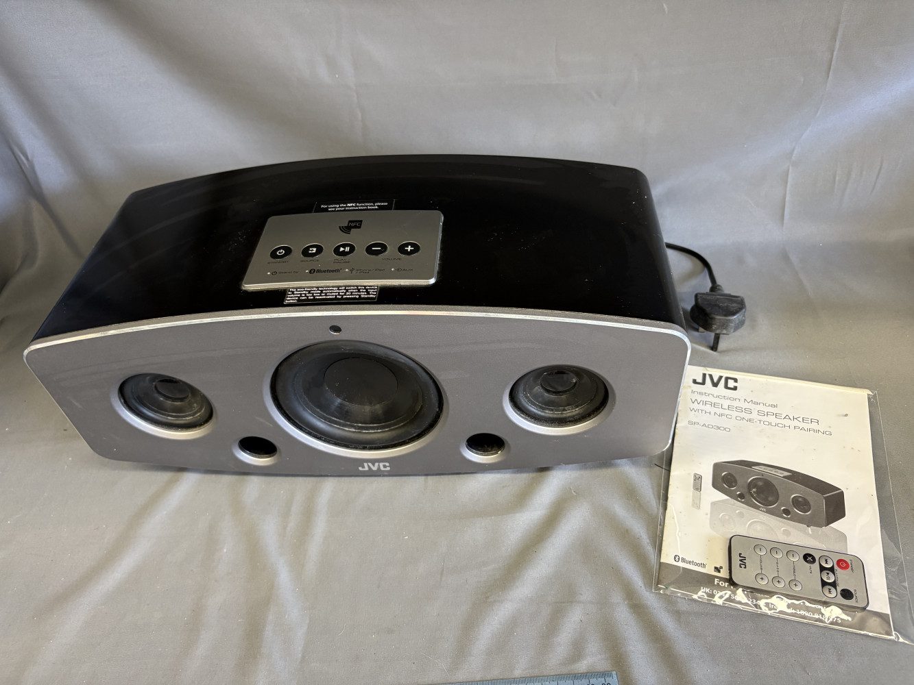 JVC SP-AD300 Wireless Speaker with remote and instruction booklet