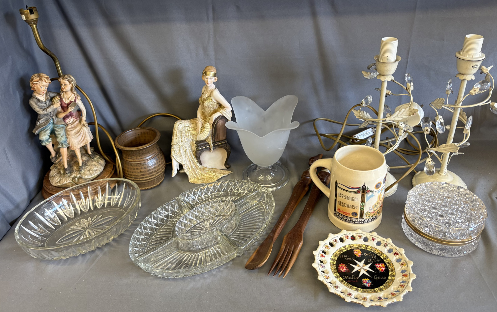 Mixed household lot, glass, lamps, figures and other items