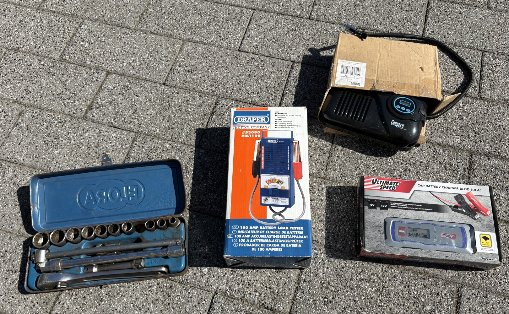 Elora Socket set, two chargers and inflater set