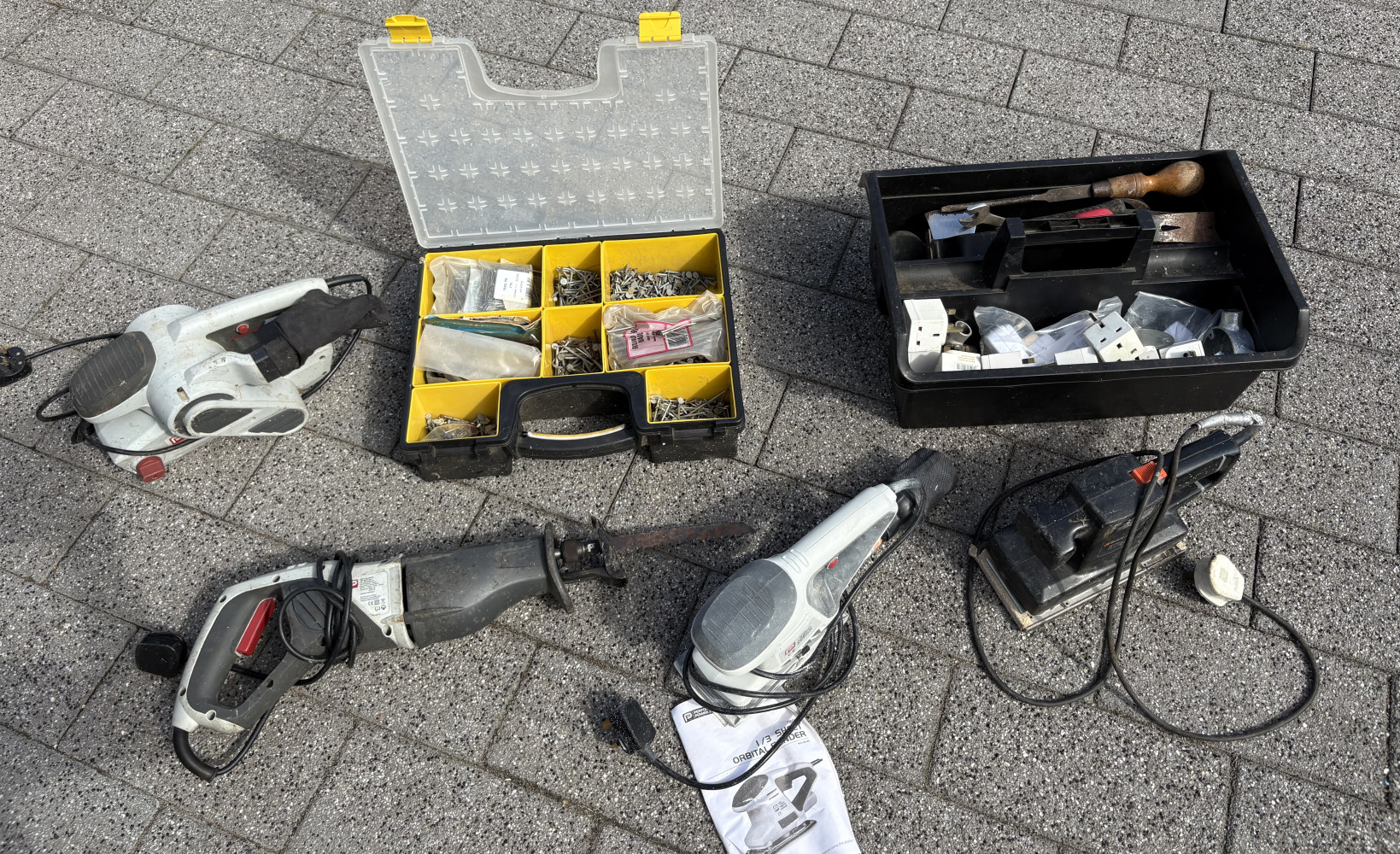 Large mixed tools, 3 power sanders, power saw, box of fixings and plastic trug full of tools and electrical items