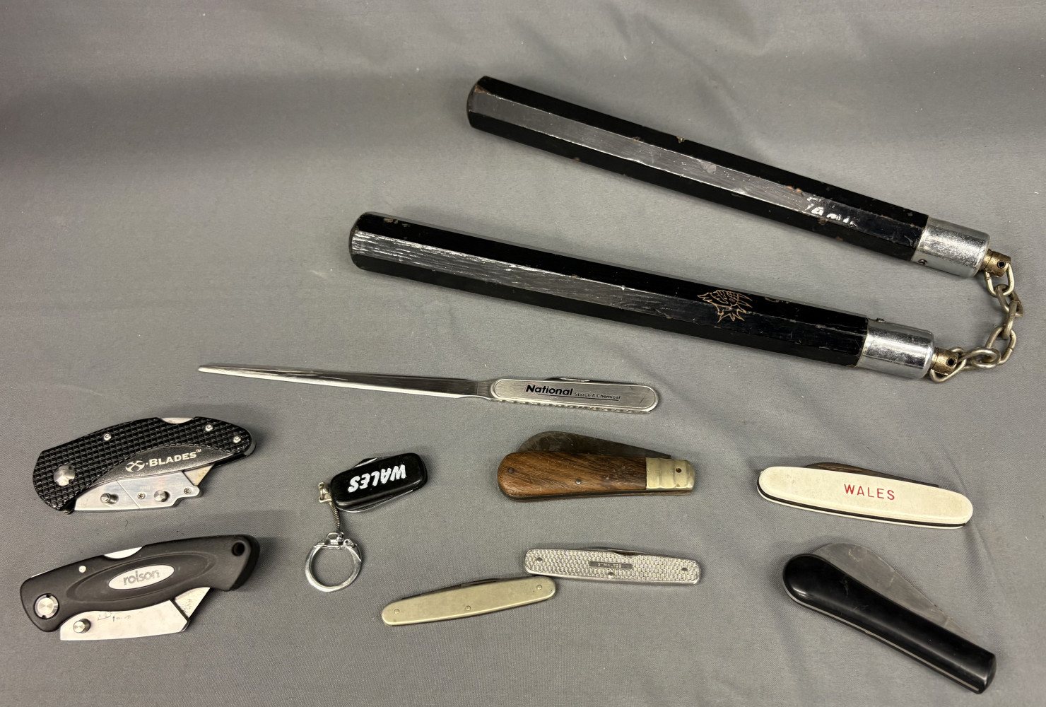 Set of Nunchucks and selection of mixed pocket knives