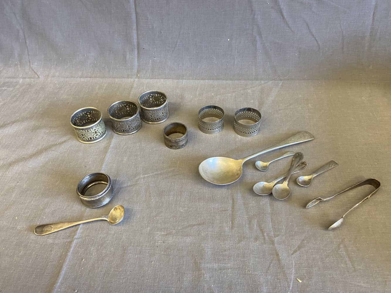 Mixed lot of silver plate and silver napkin ring and spoon