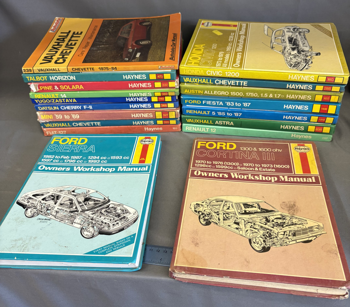 Large lot of Haynes Manuals