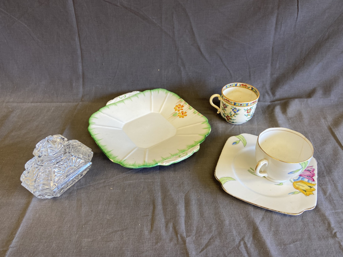 Selection of Art Deco ware 