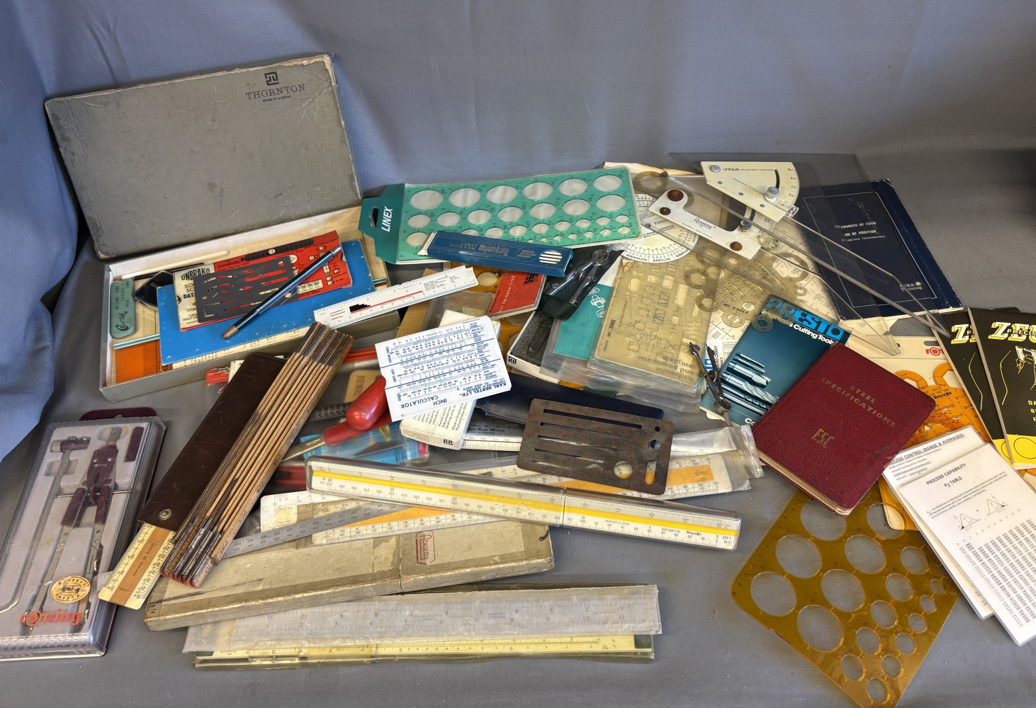 Large lots of mixed drawing and drafting accessories