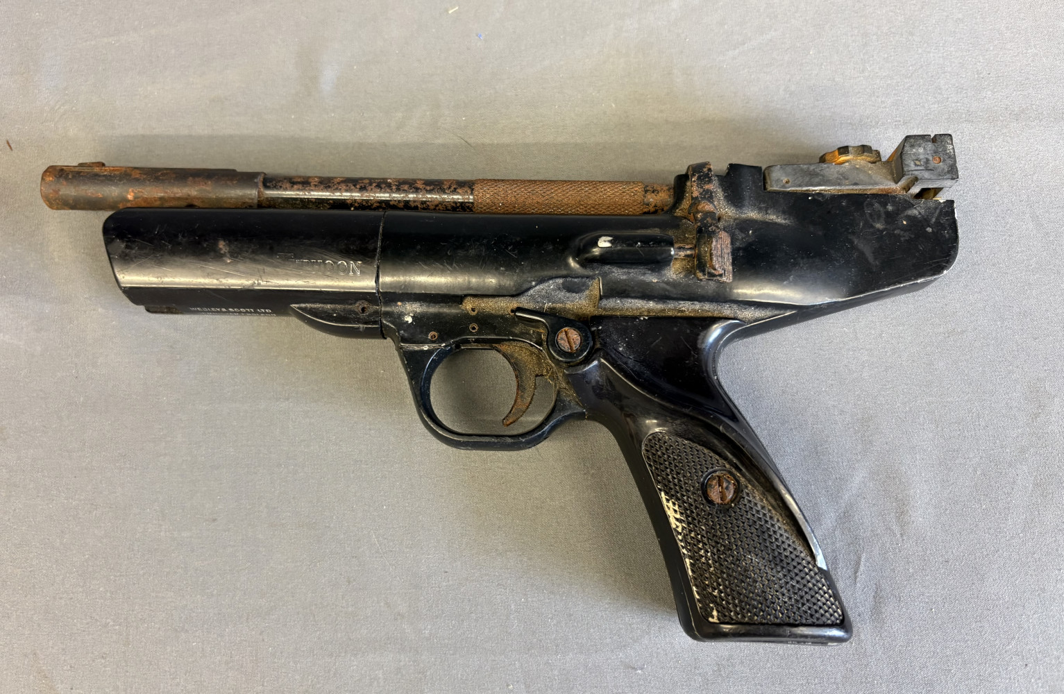 Vintage Webley Hurricane air pistol .22. Untested