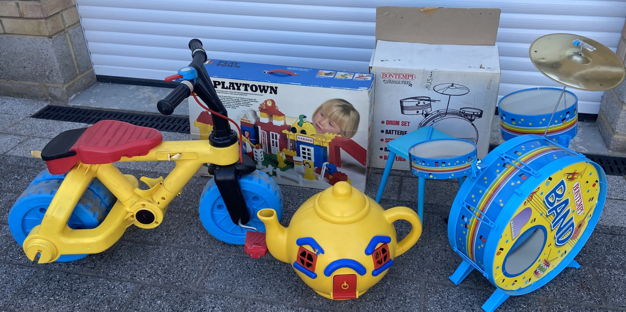 Vintage toys, Drum kit in box, Trike, building blocks, bluebird big teapot