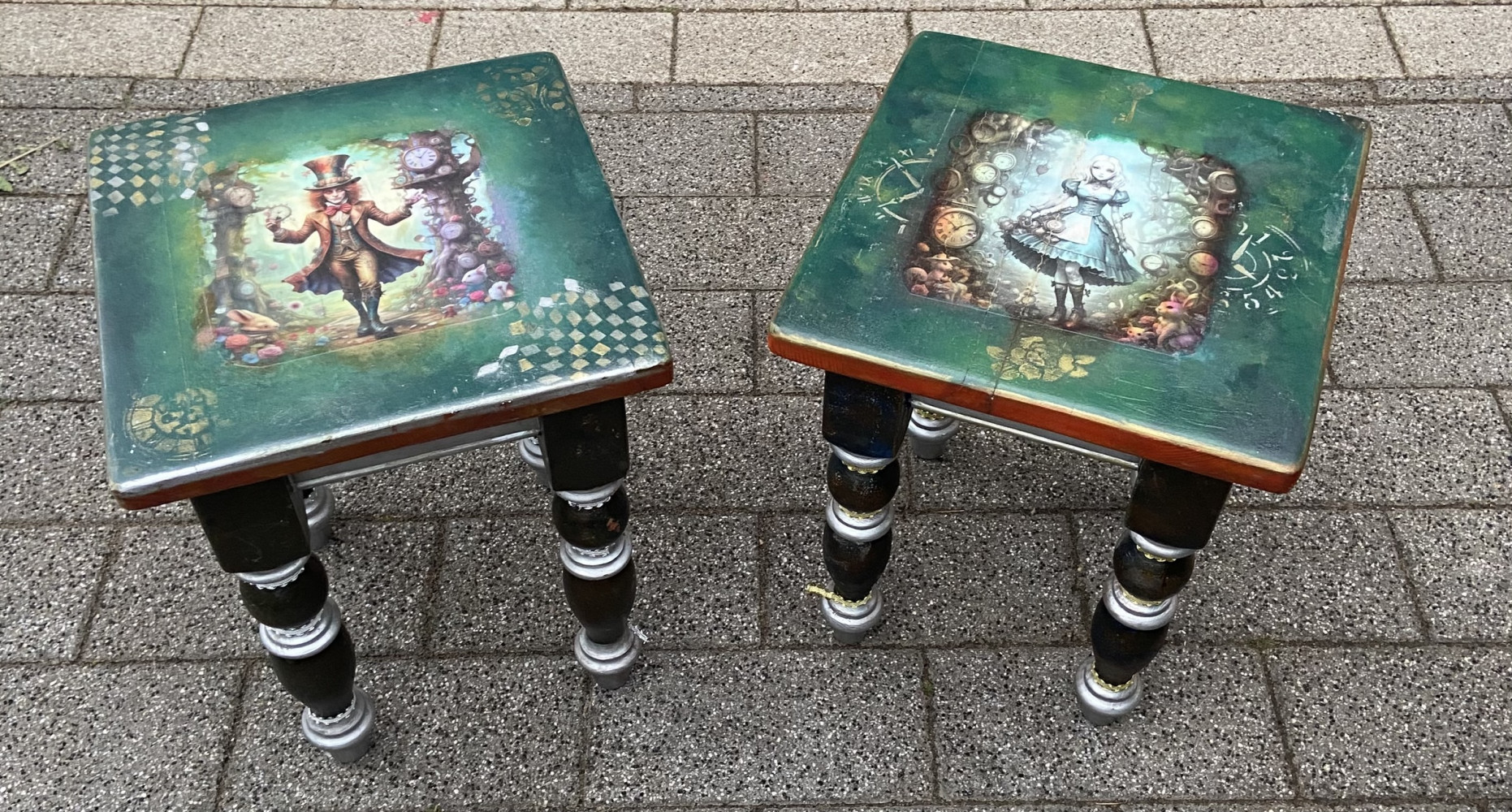 2 side tables with Alice in Wonderland theme