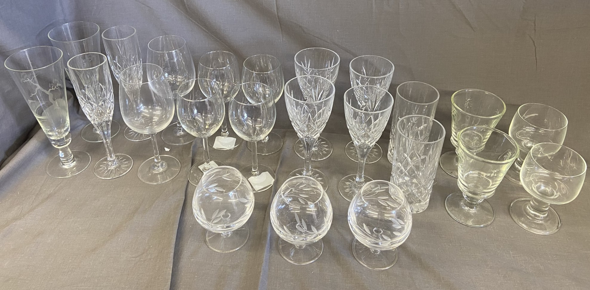 Large mixed lot of quality glasses including crystal