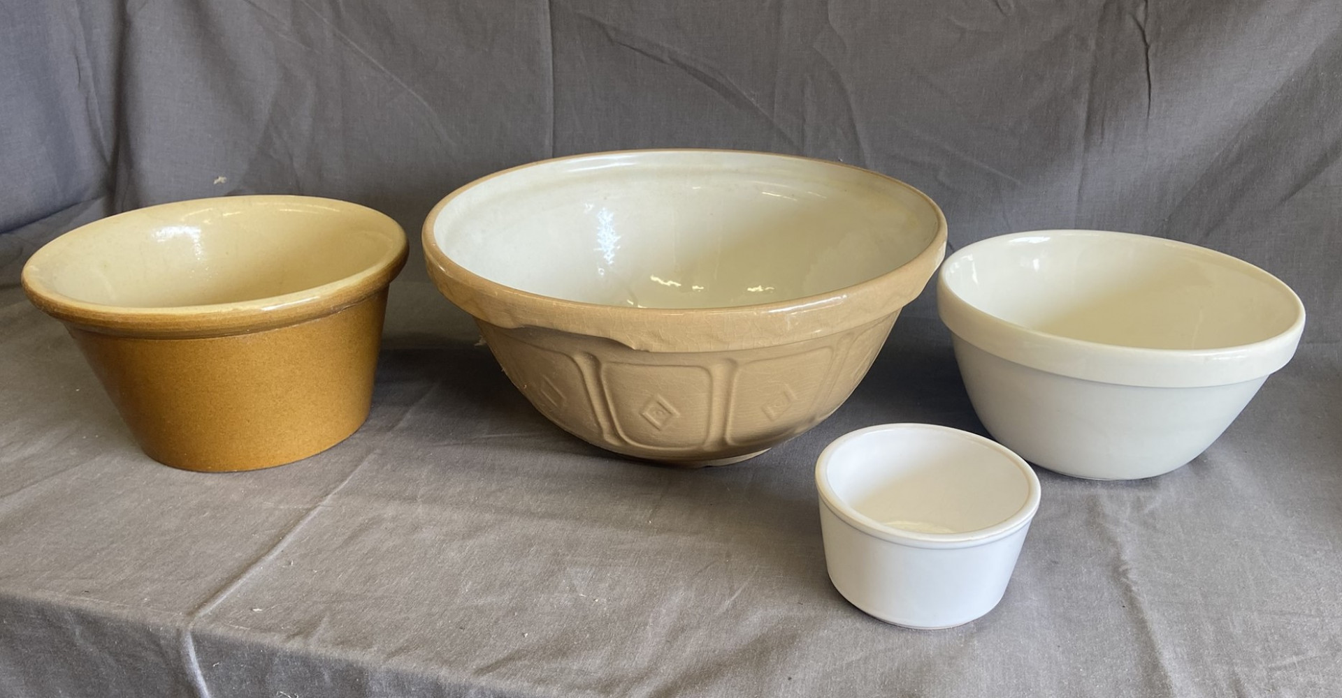 Vintage Mixing bowls