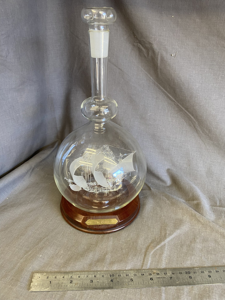 Glass Ship in bottle