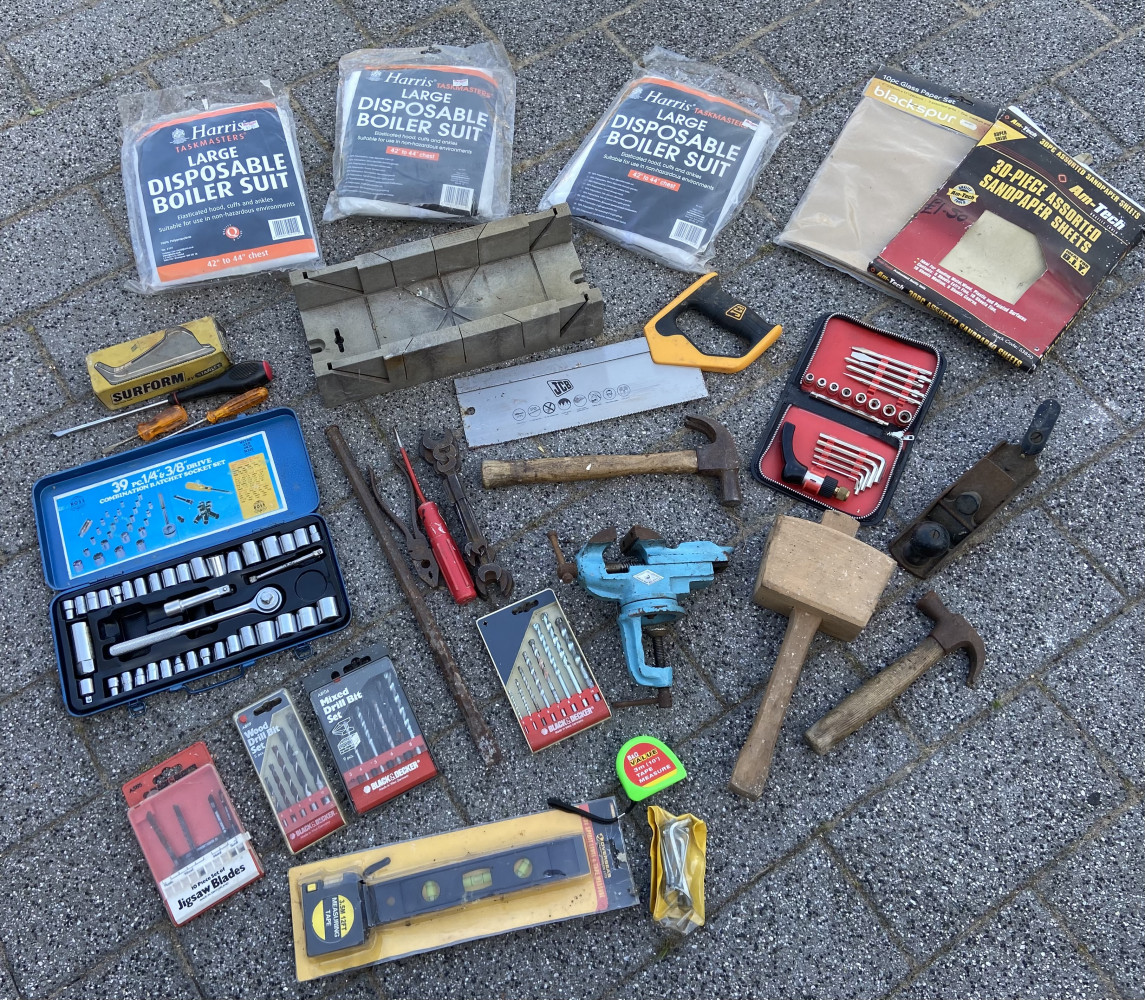 Mixed tools inc anvil vice